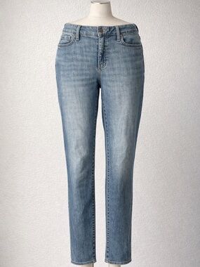 Jessica Simpson Skinny Jeans Women’s size 8 Light Wash  Stretch Denim